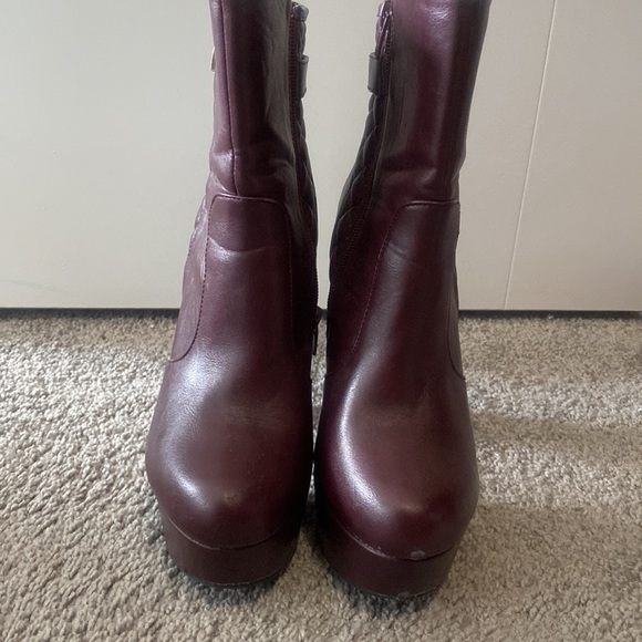 Platform booties - Picture 3 of 5